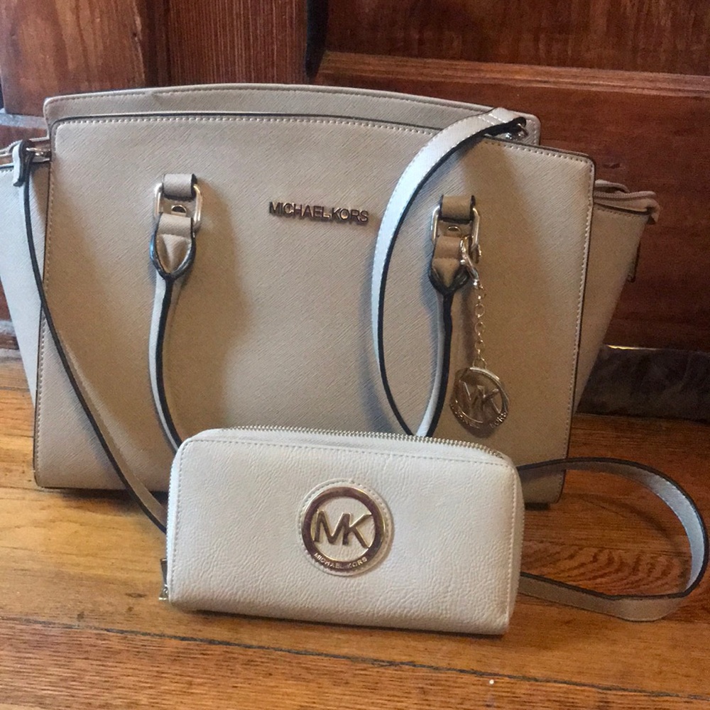 🔴SOLD🔴 Tan bag and wallet matching set